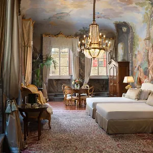 *** Nocleg ze śniadaniem Piazza Pitti Palace - Residenza D'epoca Włochy