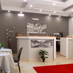  Hotel Midtown Włochy