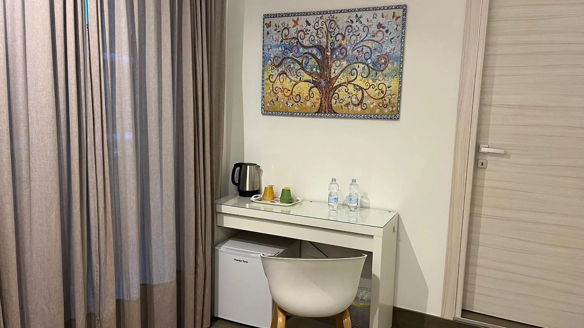 Anastasio Vatican Rooms G H Rome Italy
