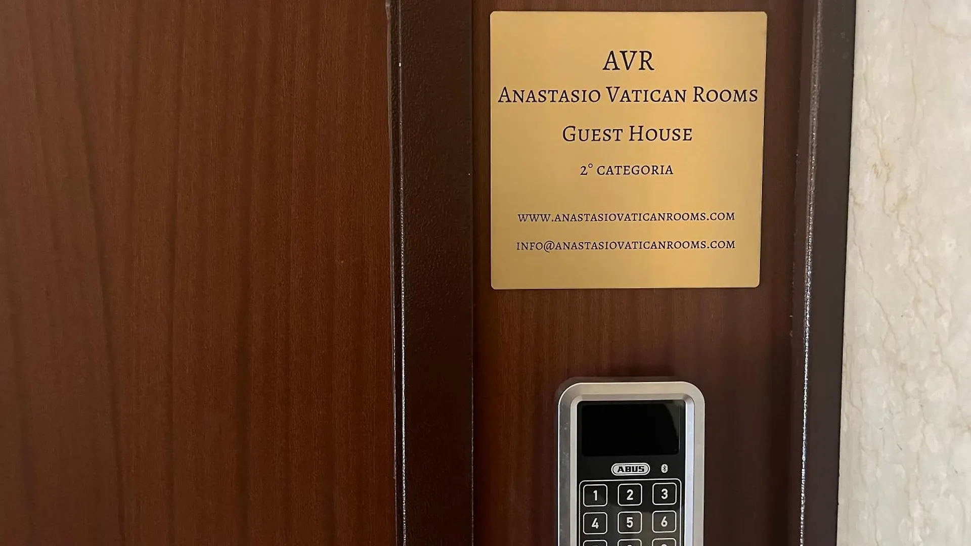 Anastasio Vatican Rooms G H Rome